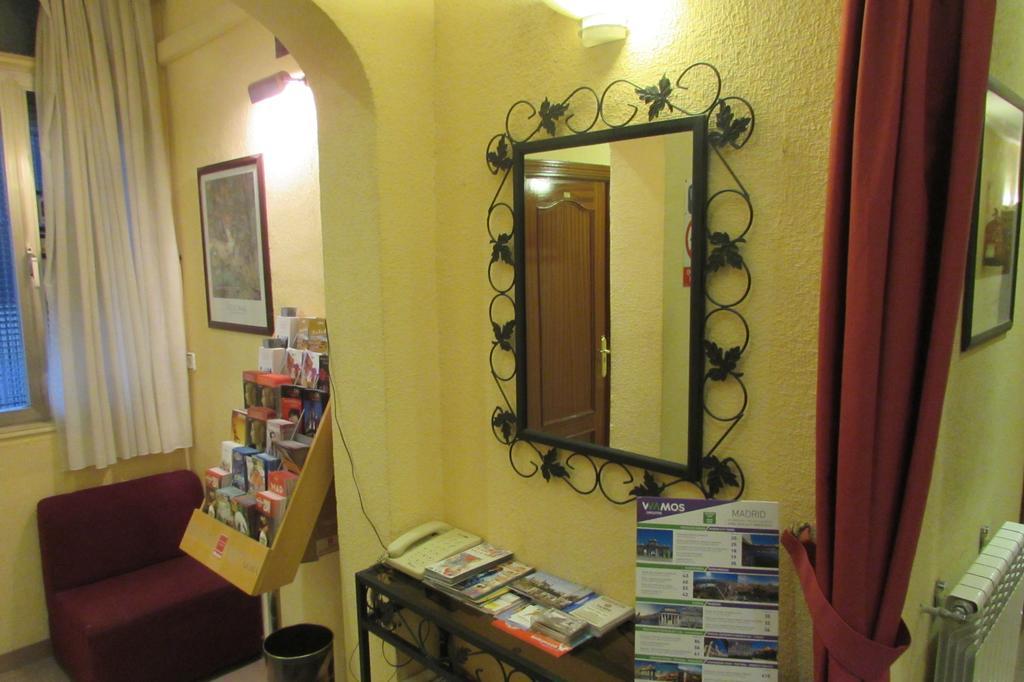 Hostal Prim — Photos 2
